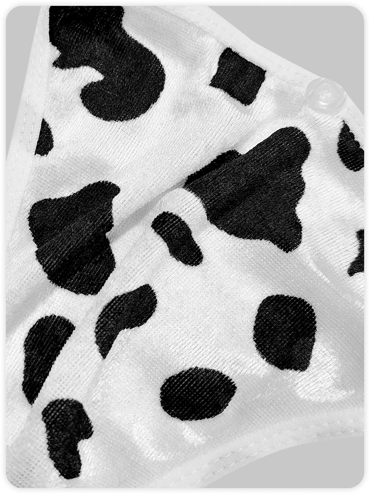 Three Pieces Cow Pattern Matching Set