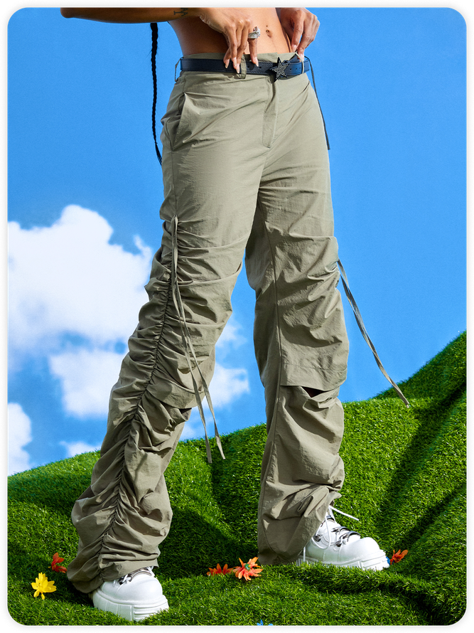 Street Taupe Wrinkled Cargo Bottom Pants